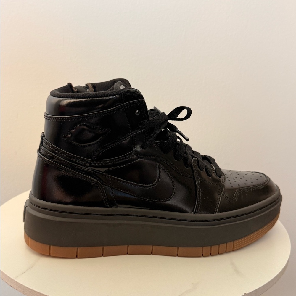 Jordan 1 Elevate High SE - Black Gum Size 8.5 (Women’s)